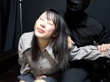 「うさぎ系女子くるみちゃんが全身ガチガチだったのでそれっぽく言いくるめてくすぐってみた！」WAKA－088甘井くるみ（1）